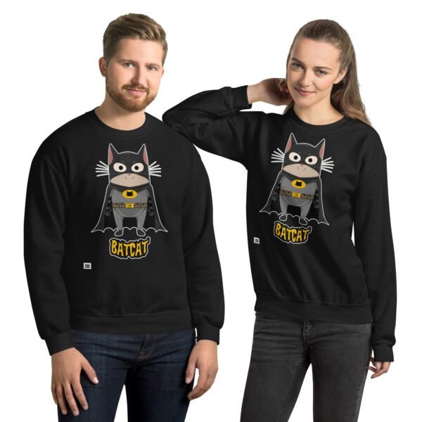 Sudadera original de gatos. BATCAT. Inspirada en BatMan. Gato disfrazado de murciélago con capa. El superhéroe que necesitas para combatir el mal y el bien. Color negro. Pareja