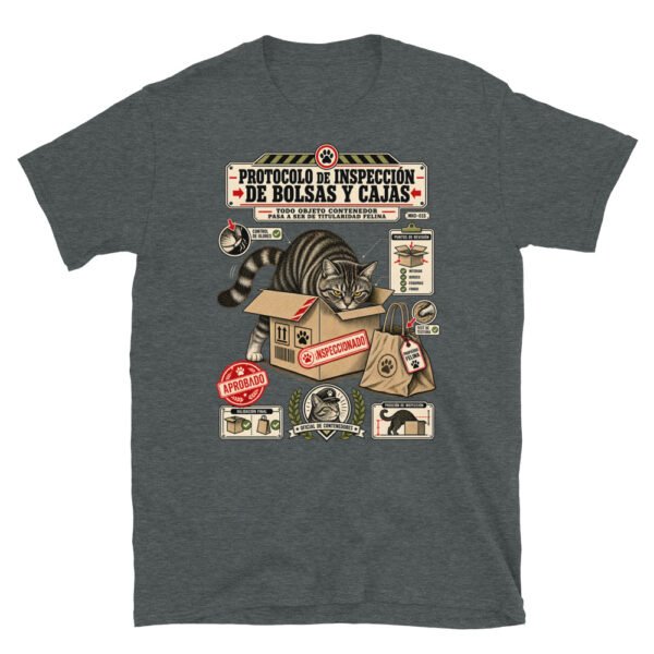 Camiseta de gatos «Inspección de bolsas y cajas» — diseño MHD-015 de la serie Manual del Humano Doméstico en color Oscuro jaspeado