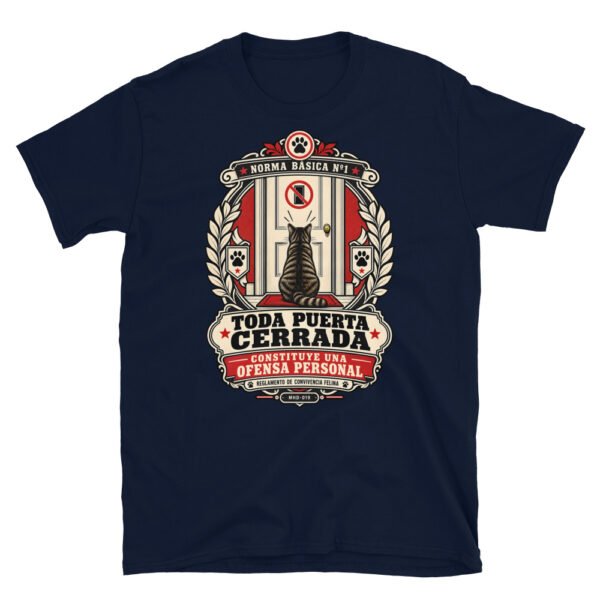 Camiseta de gatos «Toda puerta cerrada es una ofensa» — diseño MHD-019 de la serie Manual del Humano Doméstico en color Marino