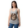 Camiseta de gatos para mujer GATO CAFÉ en color gris jaspeado, sobre modelo