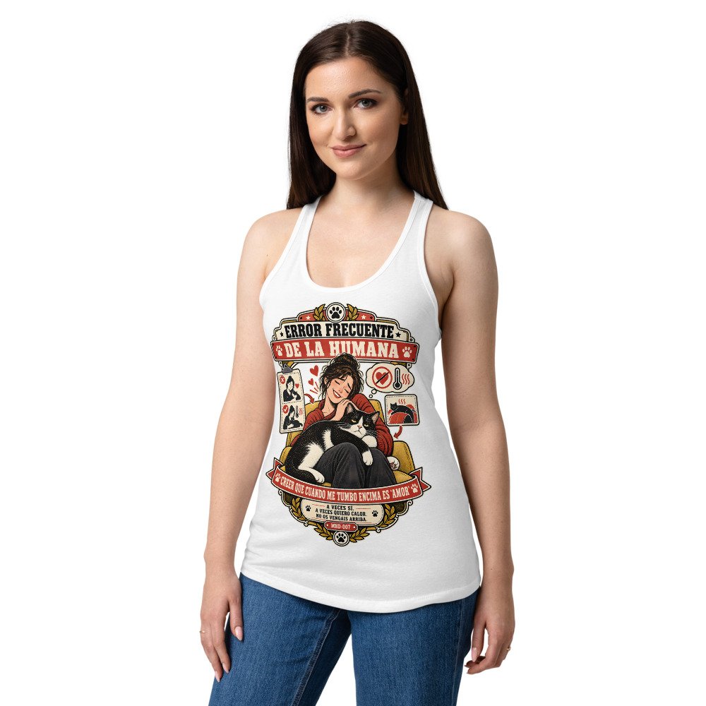 Camiseta de gatos para mujer CALOR NO ES AMOR en color blanco, sobre modelo