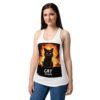 Camiseta de gatos para mujer CATÁSTROFE en color blanco, sobre modelo