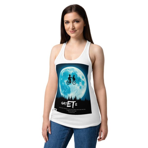 Camiseta de gatos para mujer GATETE en color blanco, sobre modelo
