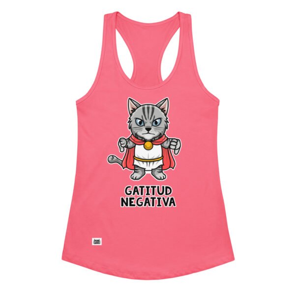 Camiseta de gatos para mujer GATITUD NEGATIVA en color rosa eléctrico, vista plana