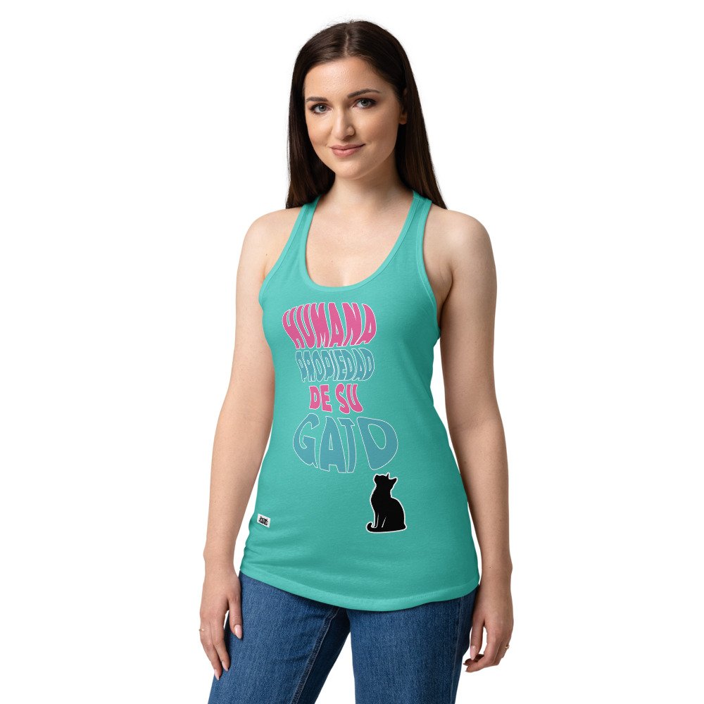 Camiseta de gatos para mujer HUMANA PROPIEDAD DE SU GATO en color azul tahití, sobre modelo