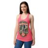 Camiseta de gatos para mujer HUMANO DOMÉSTICO CERTIFICADO en color rosa eléctrico, sobre modelo