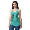 Camiseta de gatos para mujer GATO EN 40 IDIOMAS · MODELO B en color azul tahití, sobre modelo