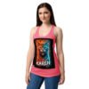 Camiseta de gatos para mujer KAREN en color rosa eléctrico, sobre modelo