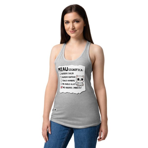Camiseta de gatos para mujer MIAU SIGNIFICA en color gris jaspeado, sobre modelo