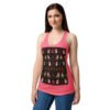 Camiseta de gatos para mujer NAVIDAD HORTERA Nº 2 en color rosa eléctrico, sobre modelo