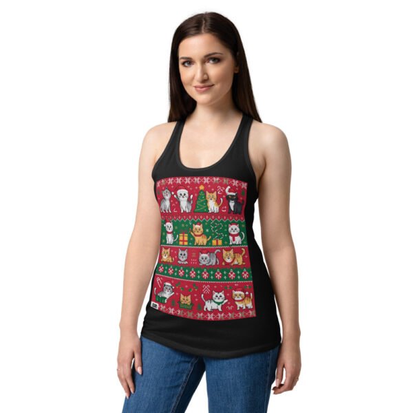 Camiseta de gatos para mujer NAVIDAD HORTERA Nº 5 en color negro, sobre modelo