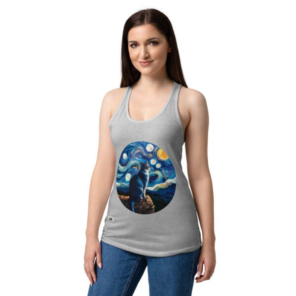 Camiseta de gatos para mujer GATO EN LA NOCHE ESTRELLADA en color gris jaspeado, sobre modelo