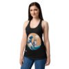 Camiseta de gatos para mujer GATO Y LA OLA JAPONESA en color negro, sobre modelo