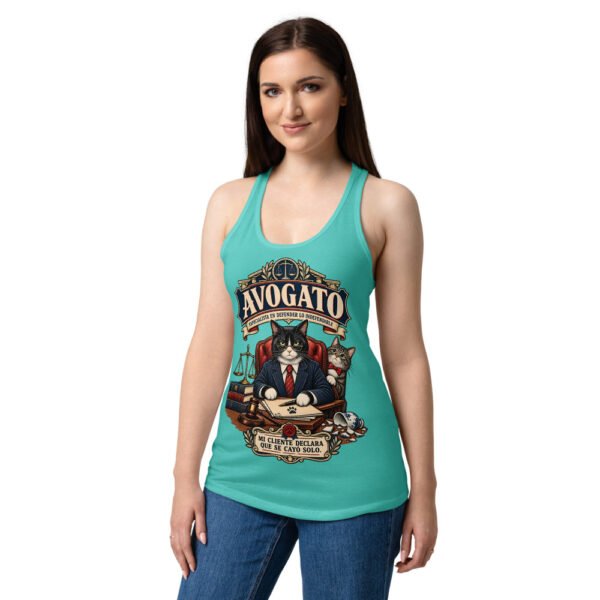 Camiseta de gatos para mujer Avogato en color azul tahití, sobre modelo