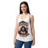 Camiseta de gatos para mujer Avogato en color blanco, sobre modelo