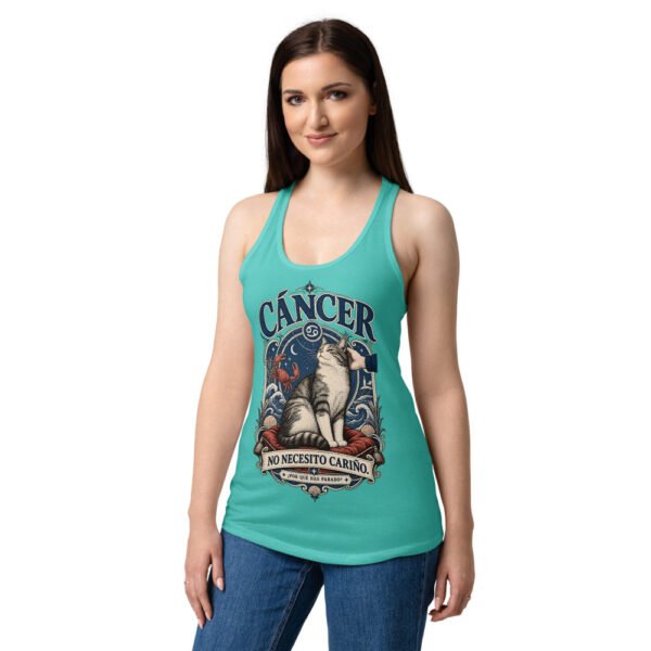 Camiseta de gatos para mujer Cáncer en color azul tahití, sobre modelo
