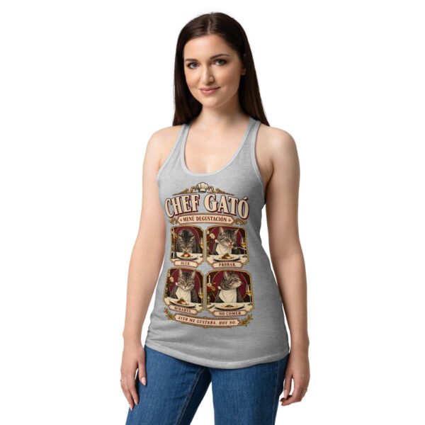 Camiseta de gatos para mujer Chef Gató en color gris jaspeado, sobre modelo